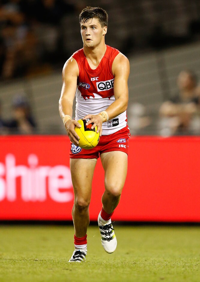 AFL 2016 NAB Challenge - Carlton v Sydney MELBOURNE, AUSTRALIA - MARCH 11: Nic Newman of the Swans in action during the 2016 NAB Challenge match between the Carlton Blues and the Sydney Swans at Etihad Stadium, Melbourne on March 11, 2016. (Photo by Adam Trafford/AFL Media)